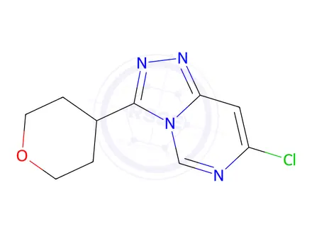 Chemical structure of 7-chloro-3-(oxan-4-yl)-[1,2,4]triazolo[4,3-c]pyrimidine