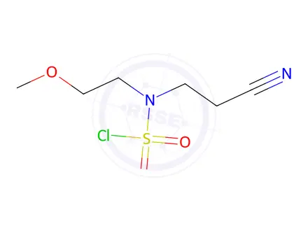 Chemical structure of 3-[(chlorosulfonyl)(2-methoxyethyl)amino]propanenitrile