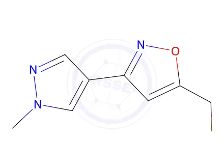 Chemical structure of 5-(bromomethyl)-3-(1-methyl-1H-pyrazol-4-yl)-1,2-oxazole